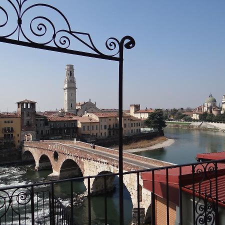 Theater Verona Luxury Apartment Extérieur photo